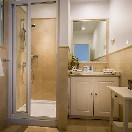 Casa Luna Verde * Марбелья