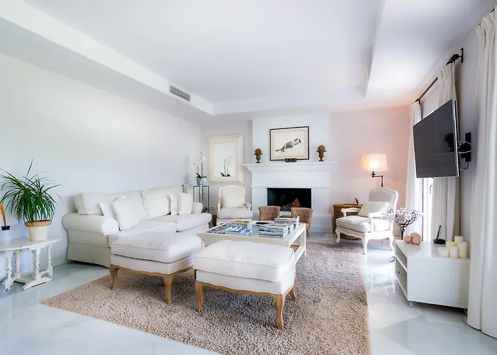 Casa Luna Verde Bed & Breakfast Marbella