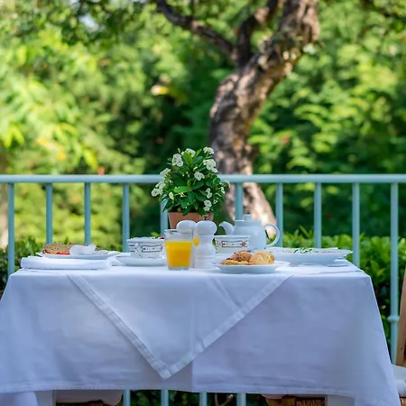 Bed & Breakfast Casa Luna Verde *