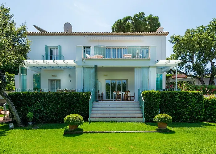 B&B Casa Luna Verde 마르베야